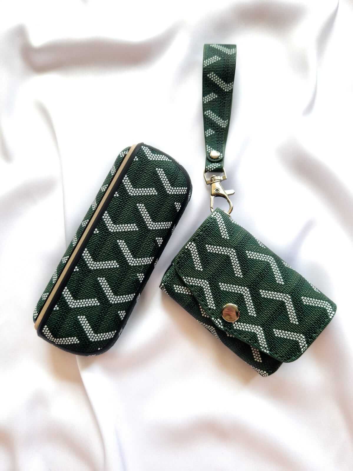 ILUMA protective leather case in green geometric pattern, featuring a compact design for IQOS ILUMA.