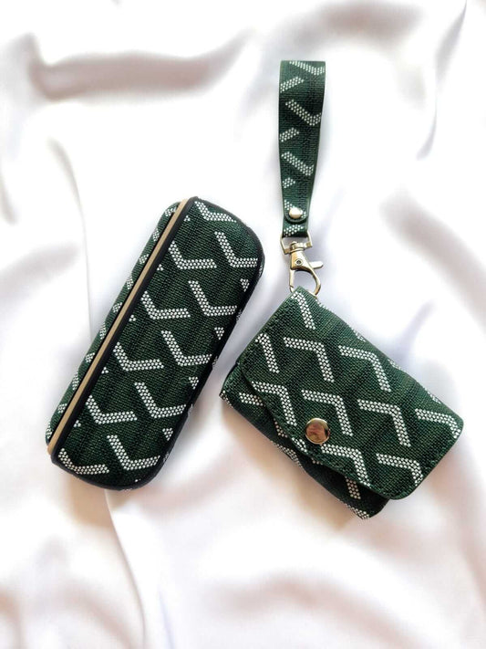 ILUMA protective leather case in green geometric pattern, featuring a compact design for IQOS ILUMA.